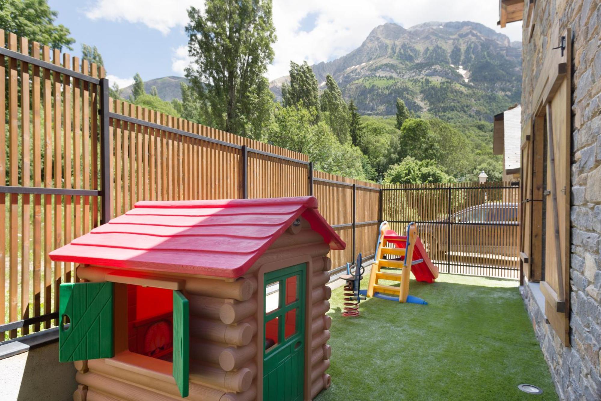 Hoz de Jaca Casa Forelsa Lujo En La Montana מראה חיצוני תמונה